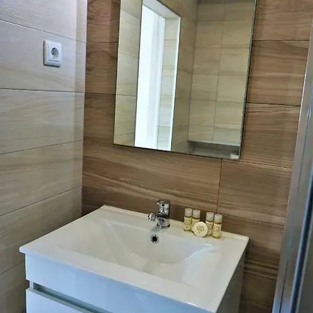דירה Golden Cliff House