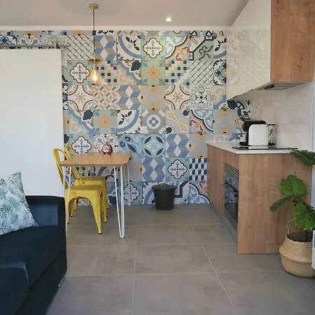Golden Cliff House Apartament