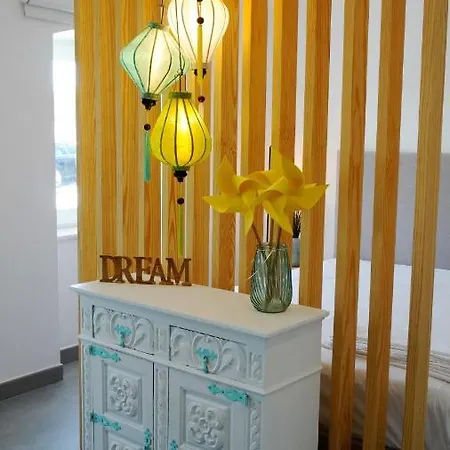 דירה Golden Cliff House *