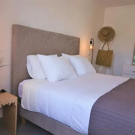 דירה Golden Cliff House