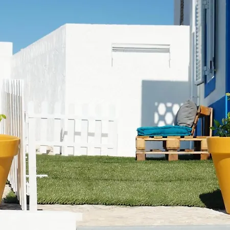 Golden Cliff House דירה