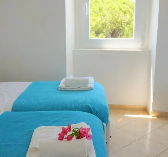 Golden Cliff House Apartman *