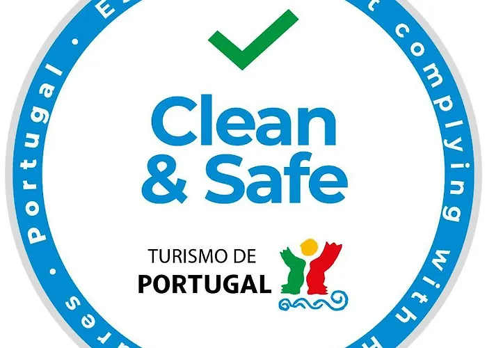 Golden Cliff House * 阿尔布费拉