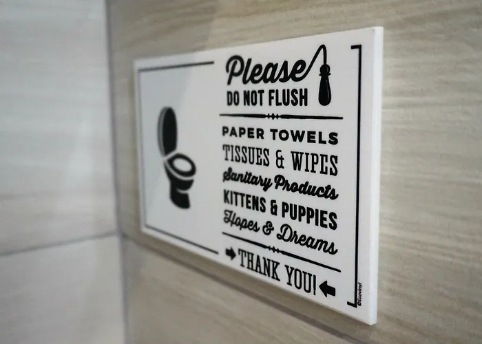 Golden Cliff House 阿尔布费拉