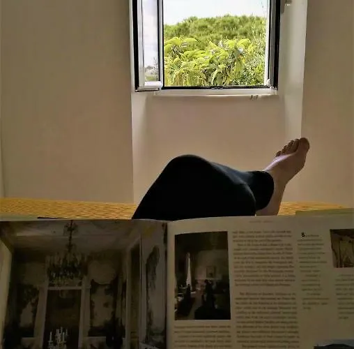 Golden Cliff House 公寓